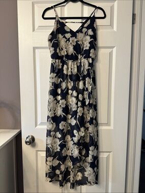 Sienna Sky Navy and Cream Floral Maxi Dress